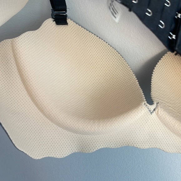 Wireless padded push-up bra - Picture 3 of 4